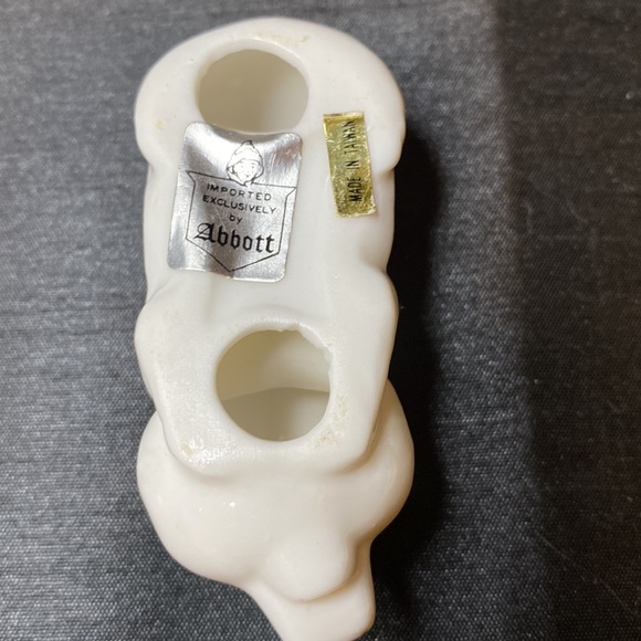 Set of 4 Porcelain Pig Napkin Rings - Picture 3 of 5